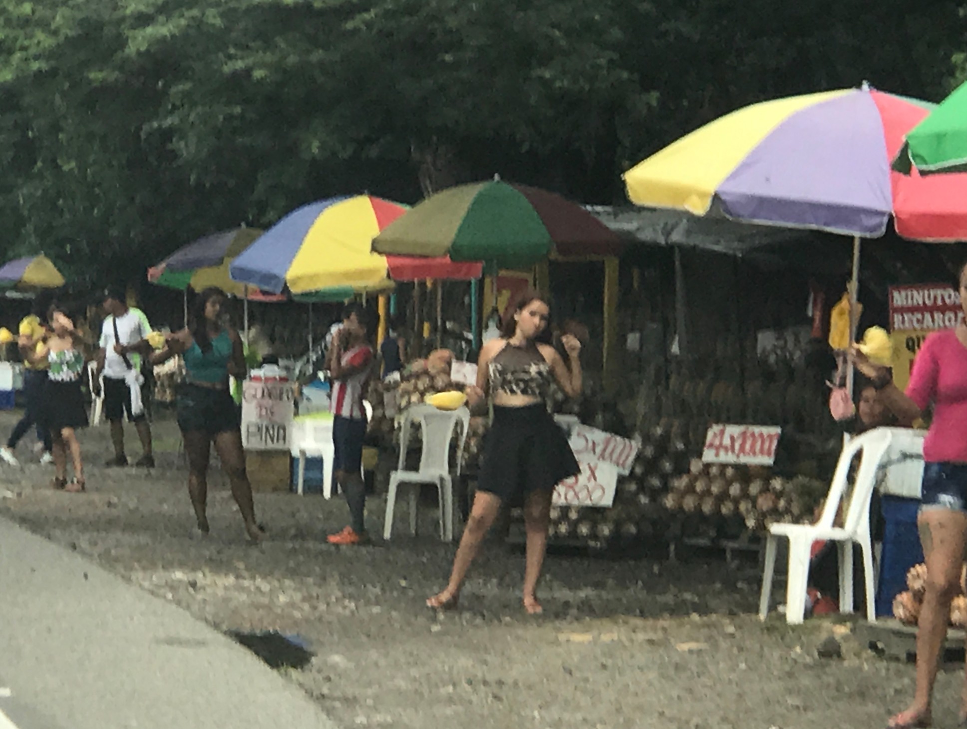 highway fruit sellers